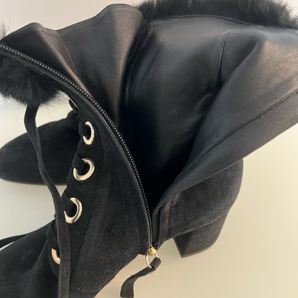 M. Gemi black suede boots with fur trim, size 7. Never worn, pristine condition. - Picture 5 of 7